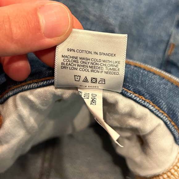 Express Modern Straight Super High Rise Distressed Jeans - Picture 10 of 12